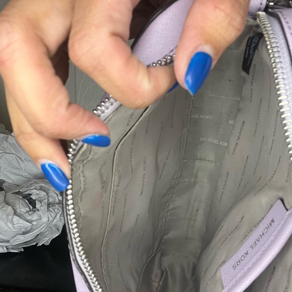 Michael Kors Lilac Jet Set Crossbody Bag - Picture 15 of 16